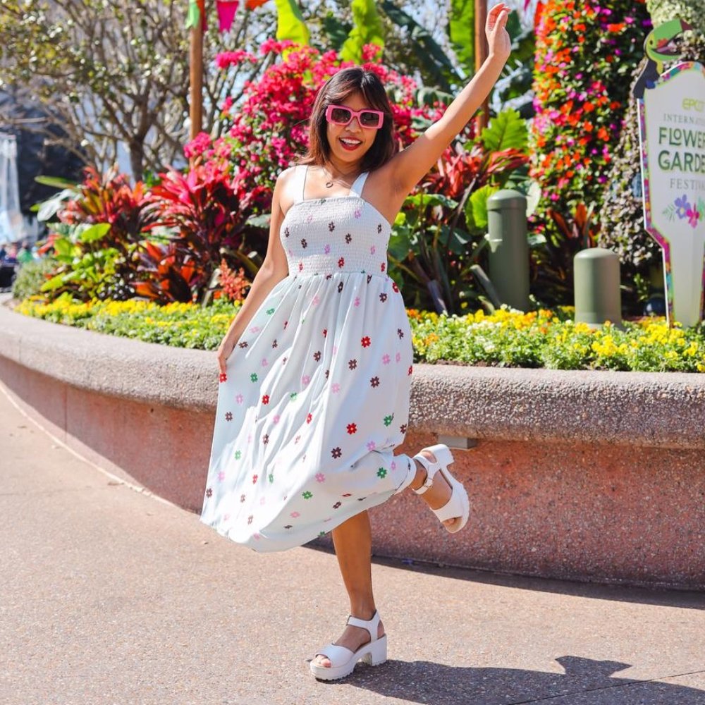 SHOWER ME WITH FLOWERS SMOCKED‎ DRESS